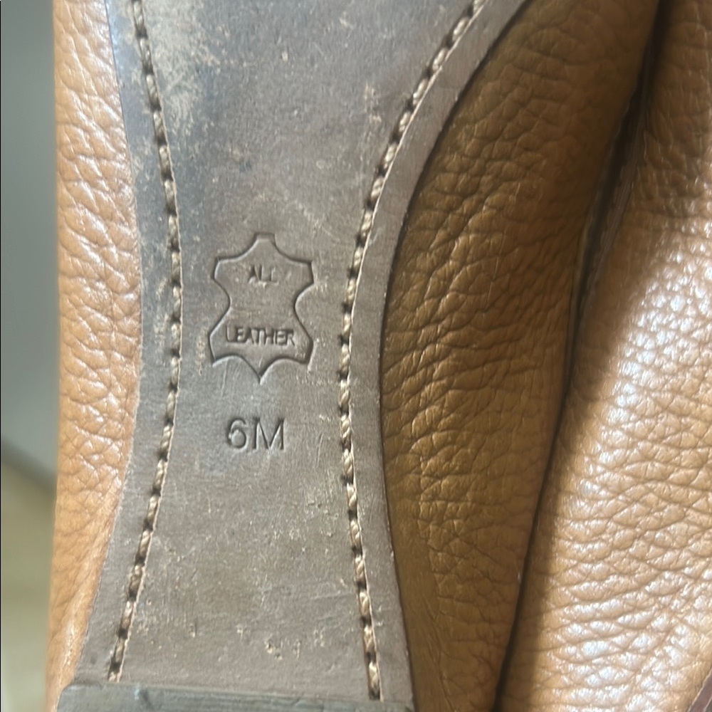 Tory Burch Tan Flats with Gold Embellishment - Picture 3 of 10